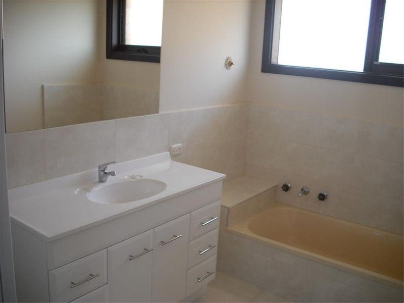 220 Gladstone Road, Dandenong North VIC 3175