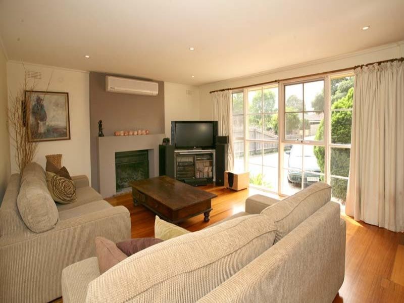 13 Stratford Court, Mulgrave VIC 3170