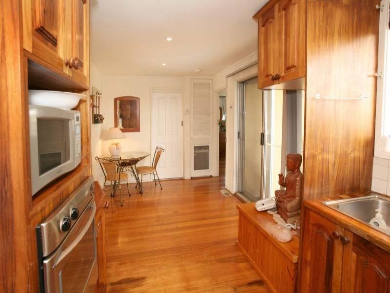 13 Stratford Court, Mulgrave VIC 3170