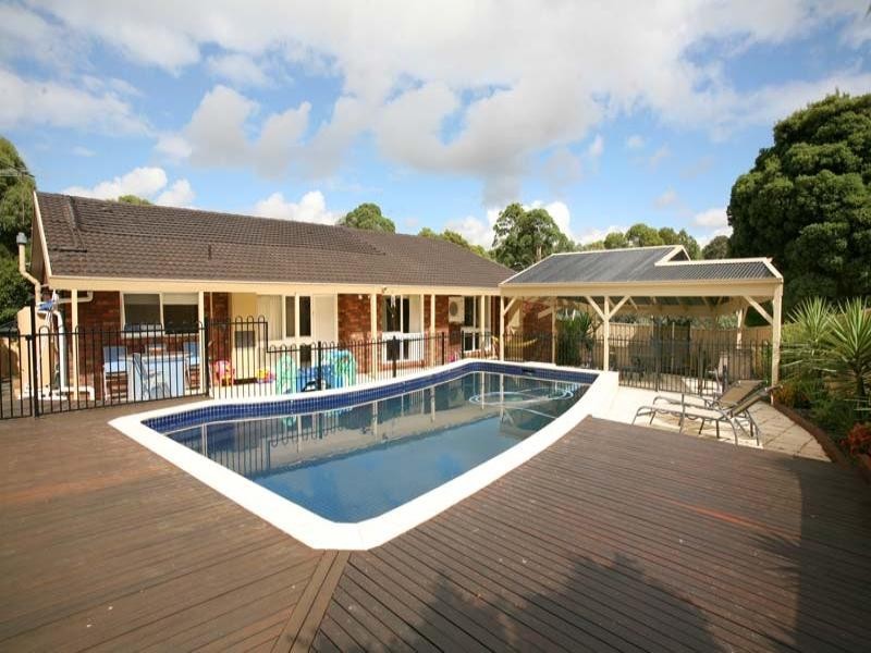 23 Crosby Drive, Glen Waverley VIC 3150