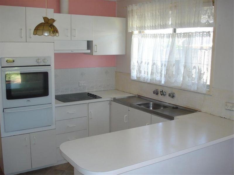 14 Hainthorpe Grove, Mulgrave VIC 3170