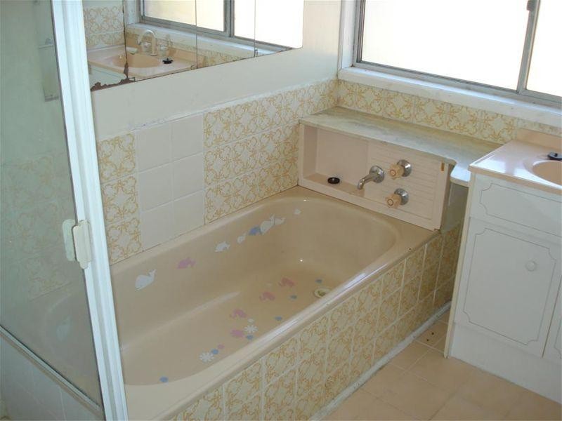 14 Hainthorpe Grove, Mulgrave VIC 3170