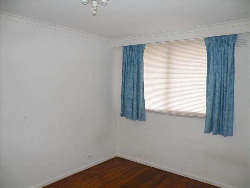 38 Longbourne Avenue, Notting Hill VIC 3168