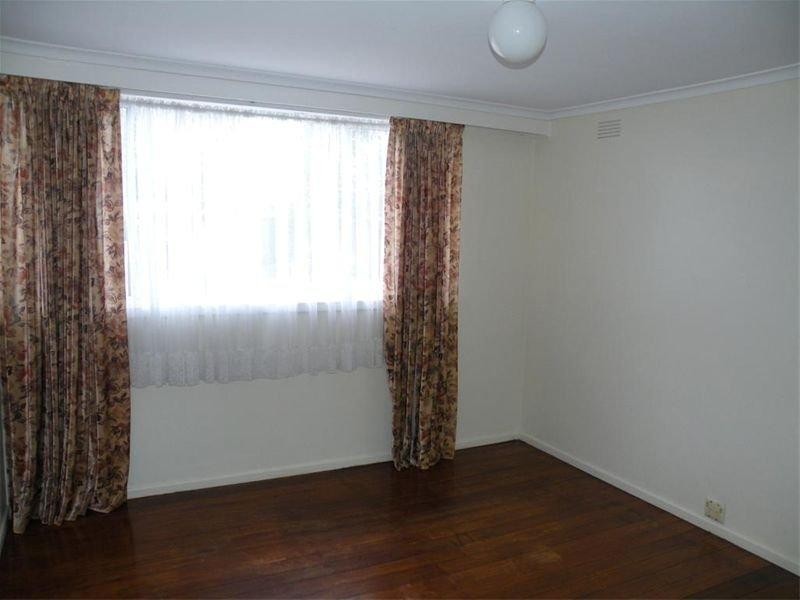 38 Longbourne Avenue, Notting Hill VIC 3168