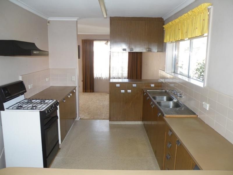 4 Larpent Street, Glen Waverley VIC 3150