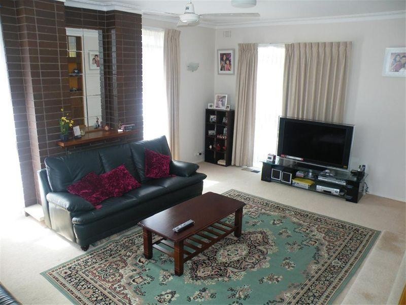 8 Stableford Avenue, Glen Waverley VIC 3150