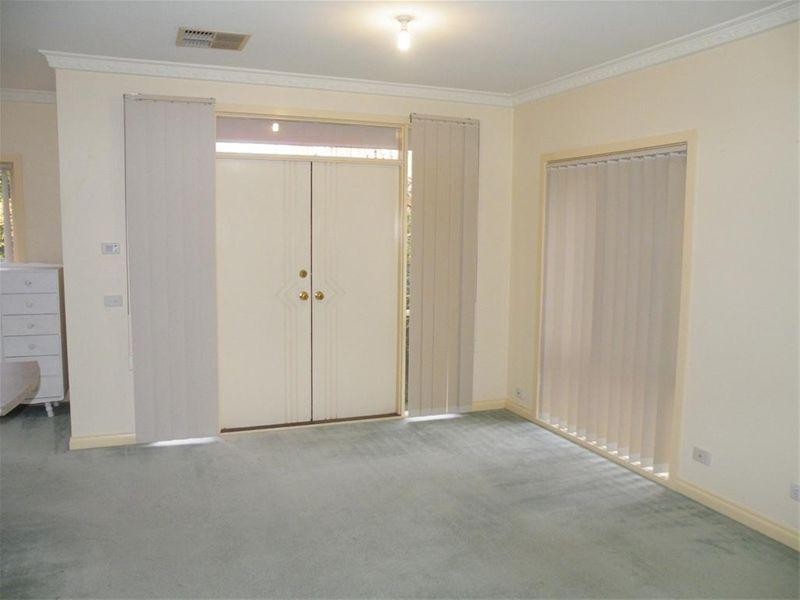 2/12 Beacon Street, Glen Waverley VIC 3150