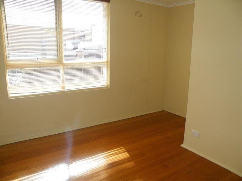 Rear 183 Coleman Parade, Glen Waverley VIC 3150