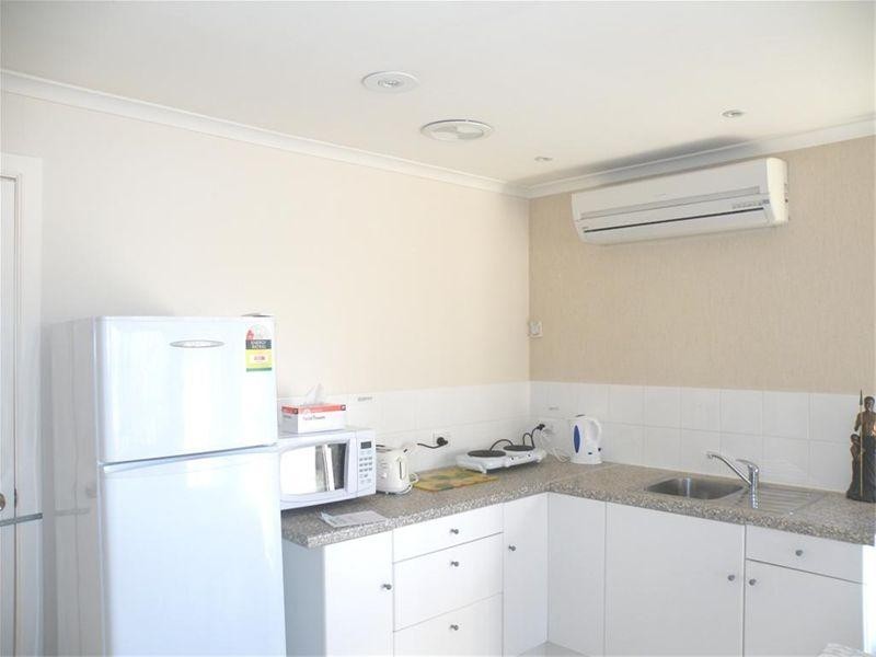 Level Rear 12 Lindau Drive, Vermont South VIC 3133