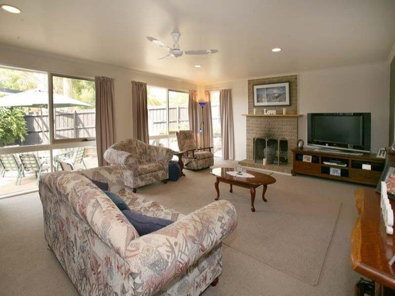 9 Maldon Court, Wheelers Hill VIC 3150