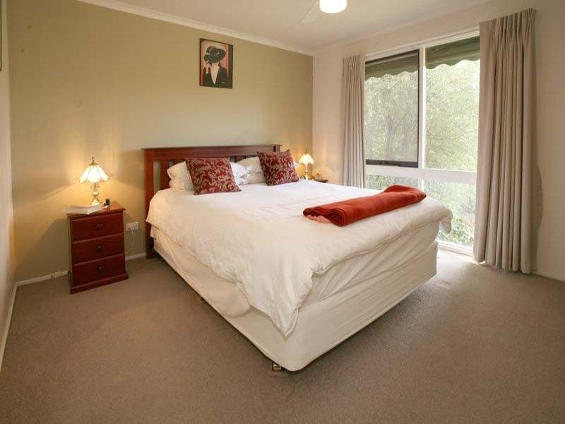 9 Maldon Court, Wheelers Hill VIC 3150