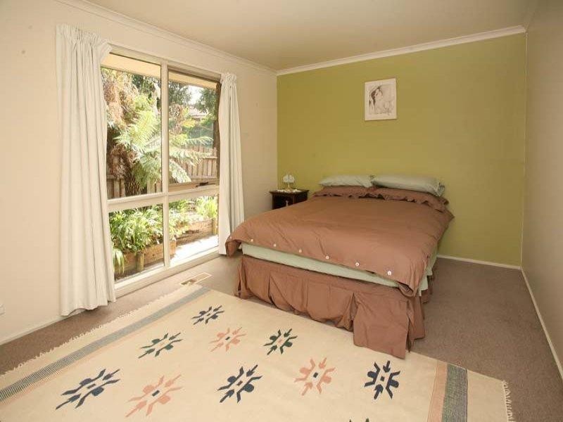 9 Maldon Court, Wheelers Hill VIC 3150