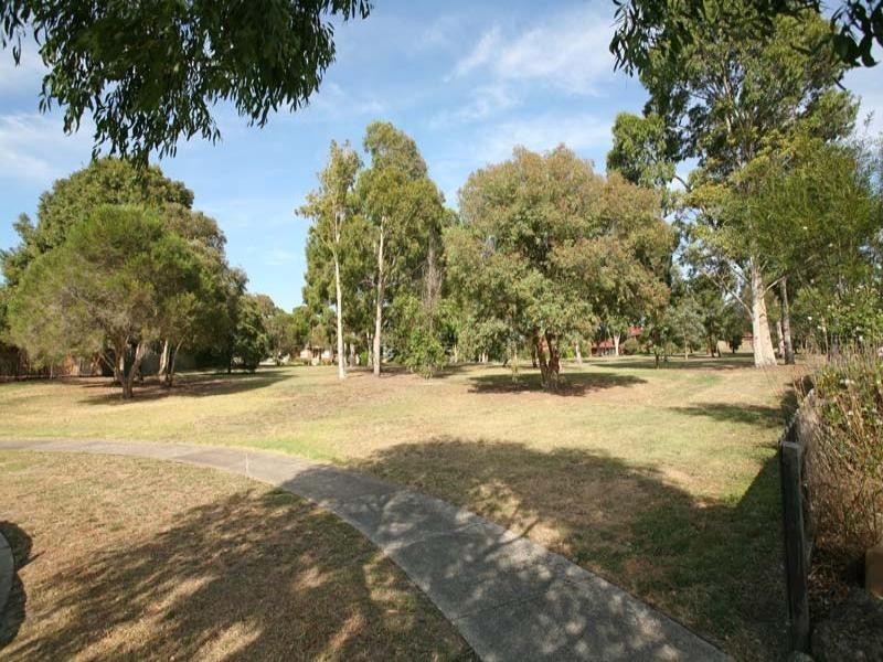 9 Maldon Court, Wheelers Hill VIC 3150