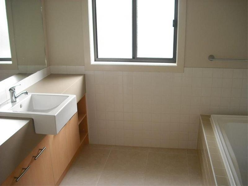 2 Bentham Court, Burwood VIC 3125