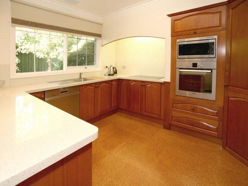 4 Camden Court, Glen Waverley VIC 3150