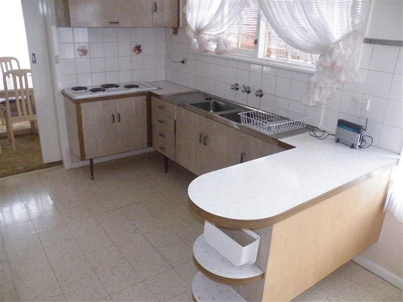 7 Ingleside Crescent, Glen Waverley VIC 3150