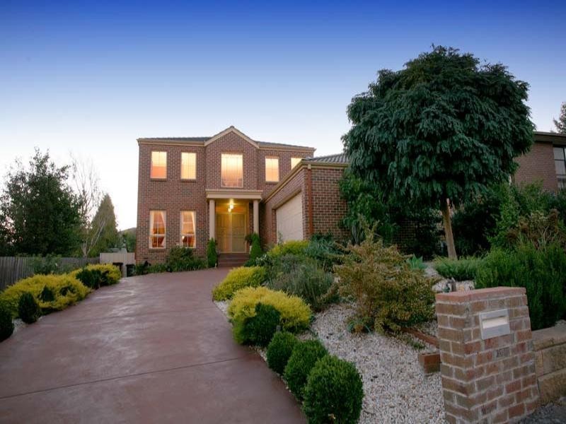 2 Wyuna Court, Wheelers Hill VIC 3150