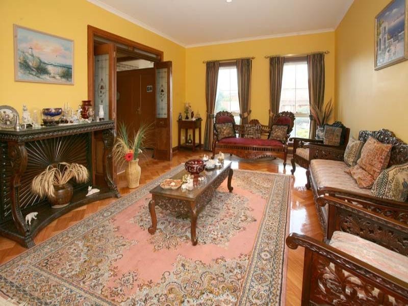 2 Wyuna Court, Wheelers Hill VIC 3150