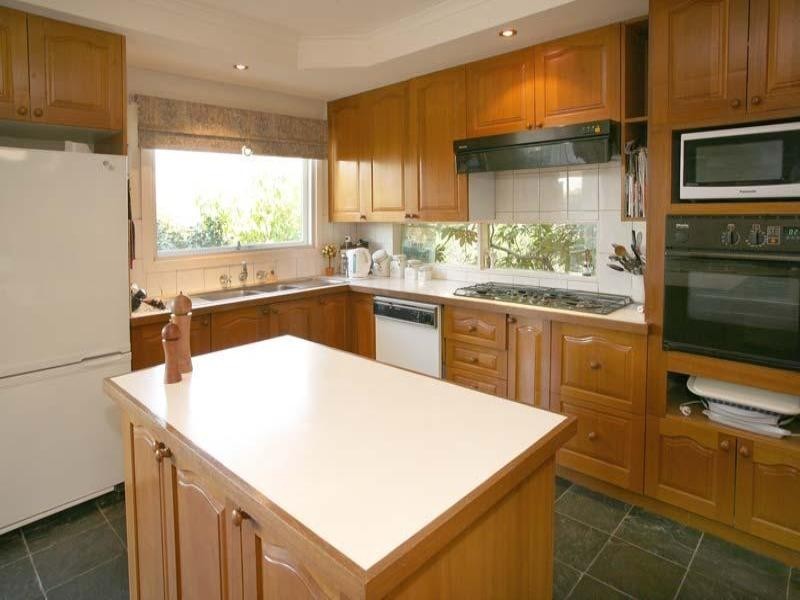 3 Annetta Court, Wheelers Hill VIC 3150