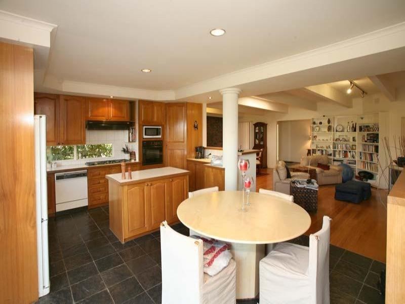 3 Annetta Court, Wheelers Hill VIC 3150