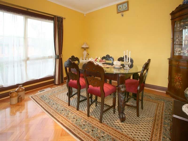 2 Wyuna Court, Wheelers Hill VIC 3150