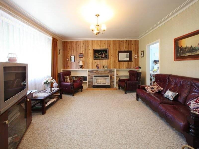 44 Enfield Drive, Bayswater VIC 3153