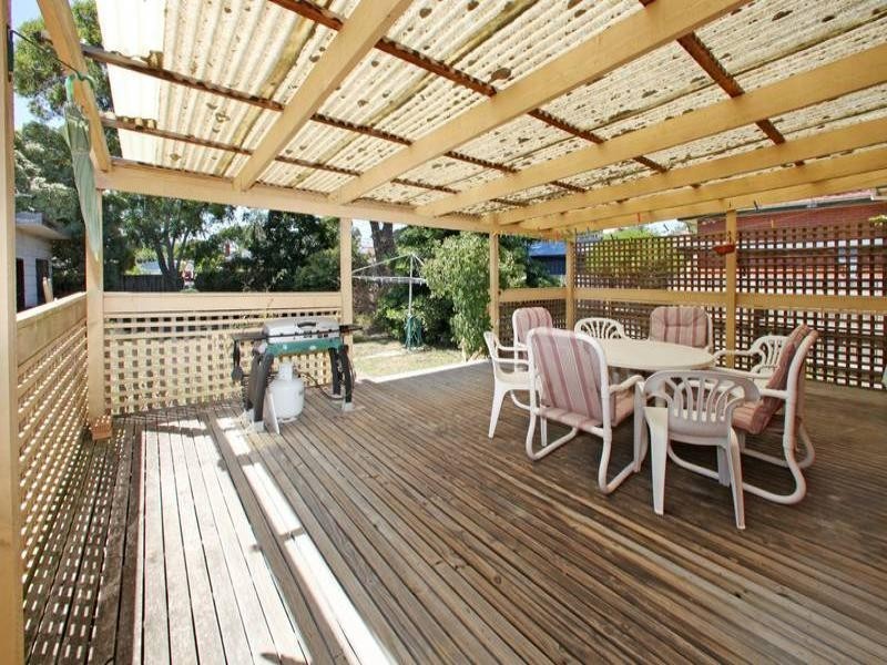 44 Enfield Drive, Bayswater VIC 3153