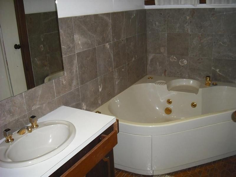 6 Balfour Court, Glen Waverley VIC 3150