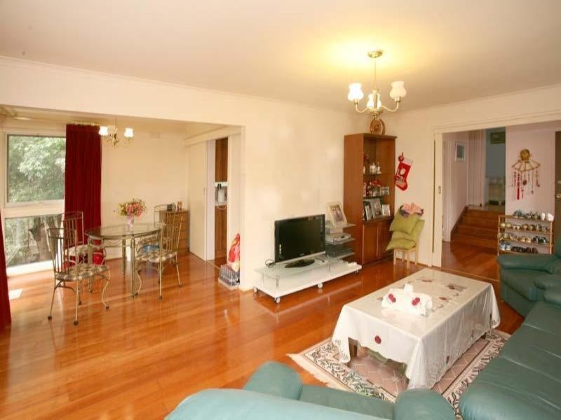 39 Bonview Crescent, Burwood East VIC 3151