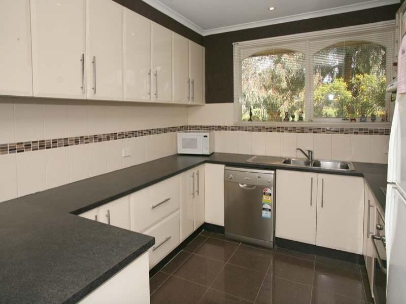 30 Capital Avenue, Glen Waverley VIC 3150