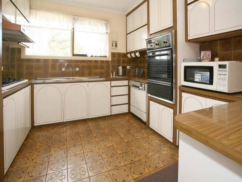 15 Parsons Avenue, Glen Waverley VIC 3150