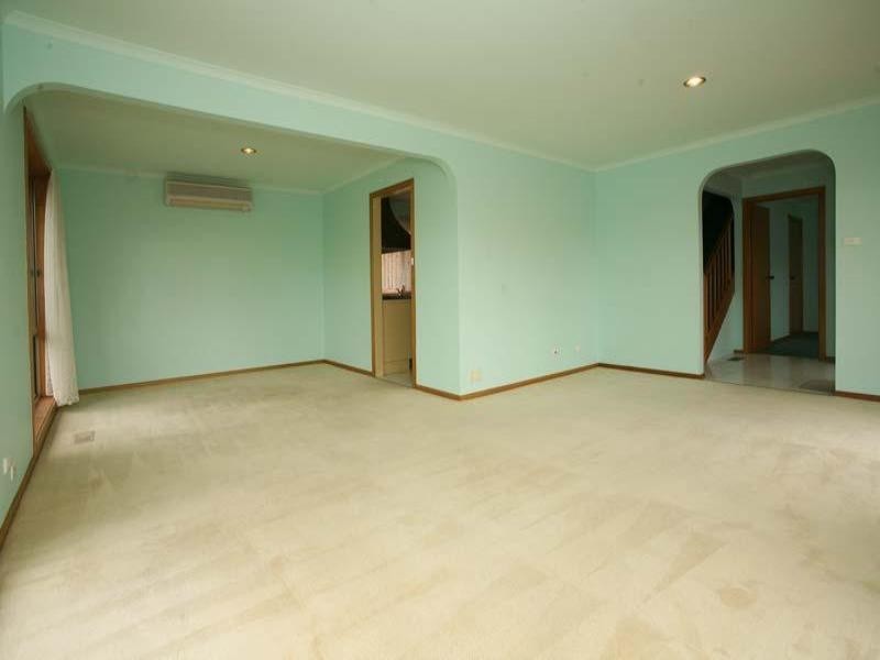 55 Tourmaline Crescent, Wheelers Hill VIC 3150