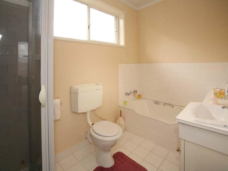 91 King Arthur Drive, Glen Waverley VIC 3150