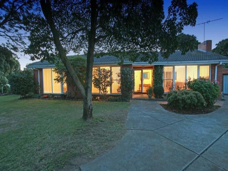 43 Saniky Street, Notting Hill VIC 3168