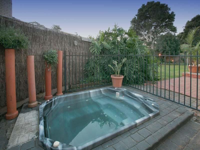 43 Saniky Street, Notting Hill VIC 3168