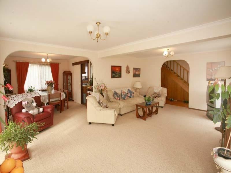 15 Lainie Court, Wantirna South VIC 3152