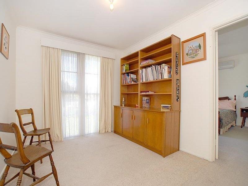 92 Windella Crescent, Glen Waverley VIC 3150