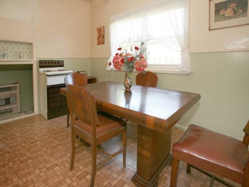 6 Clematis Street, Glen Waverley VIC 3150