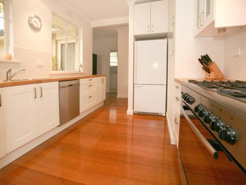 44 Avonhurst Drive, Glen Waverley VIC 3150