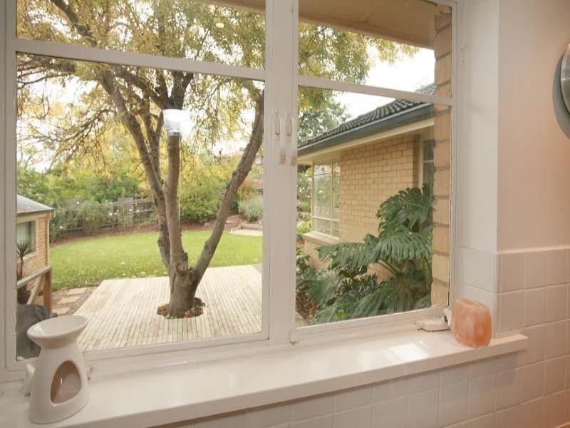 44 Avonhurst Drive, Glen Waverley VIC 3150