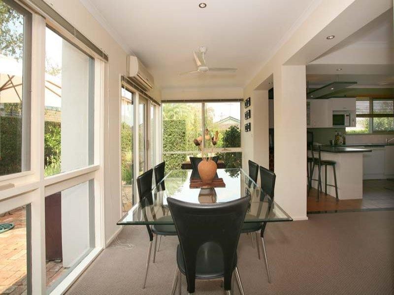 10 Chivalry Avenue, Glen Waverley VIC 3150