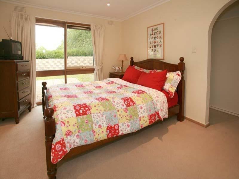 6 Tristram Court, Glen Waverley VIC 3150