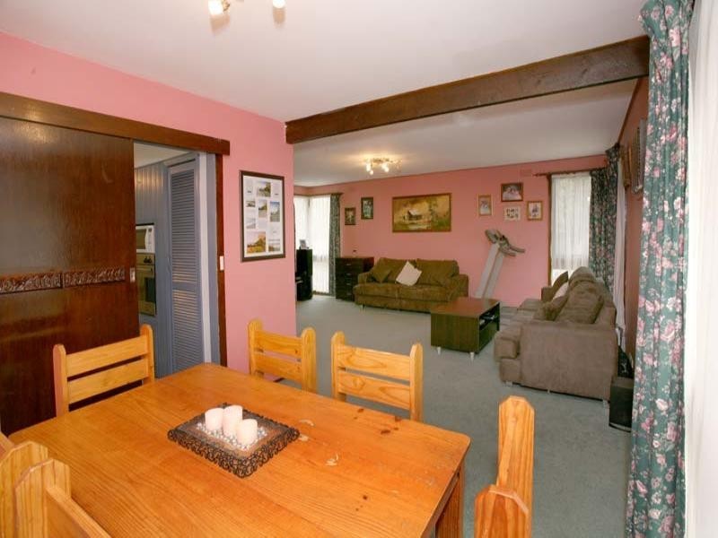 12 Withers Ave,, Mulgrave VIC 3170