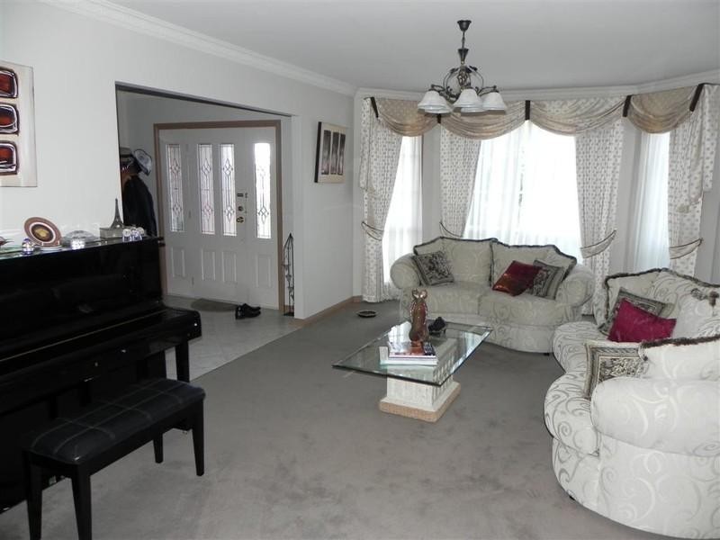 31 Baker Avenue, Glen Waverley VIC 3150