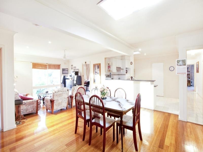 5 Box Close, Wheelers Hill VIC 3150