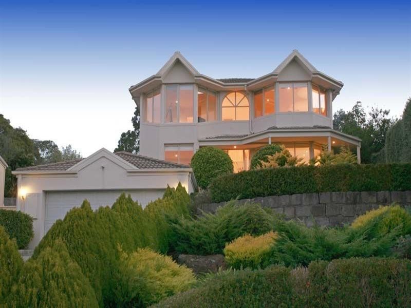 10 Strathconnan Place, Wheelers Hill VIC 3150