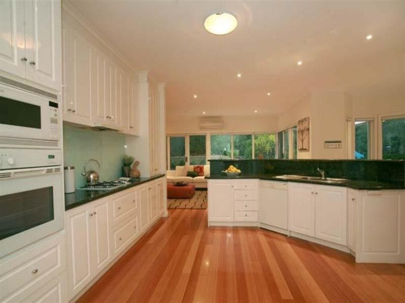 10 Strathconnan Place, Wheelers Hill VIC 3150