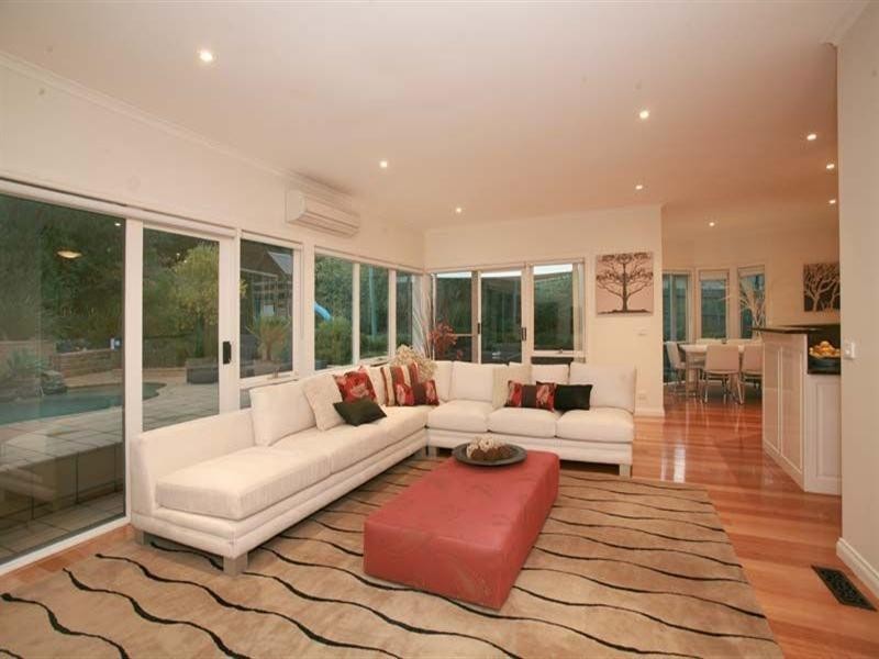 10 Strathconnan Place, Wheelers Hill VIC 3150