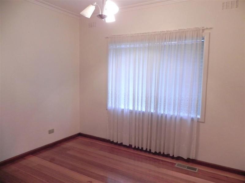 6 Dickson Street, Mount Waverley VIC 3149