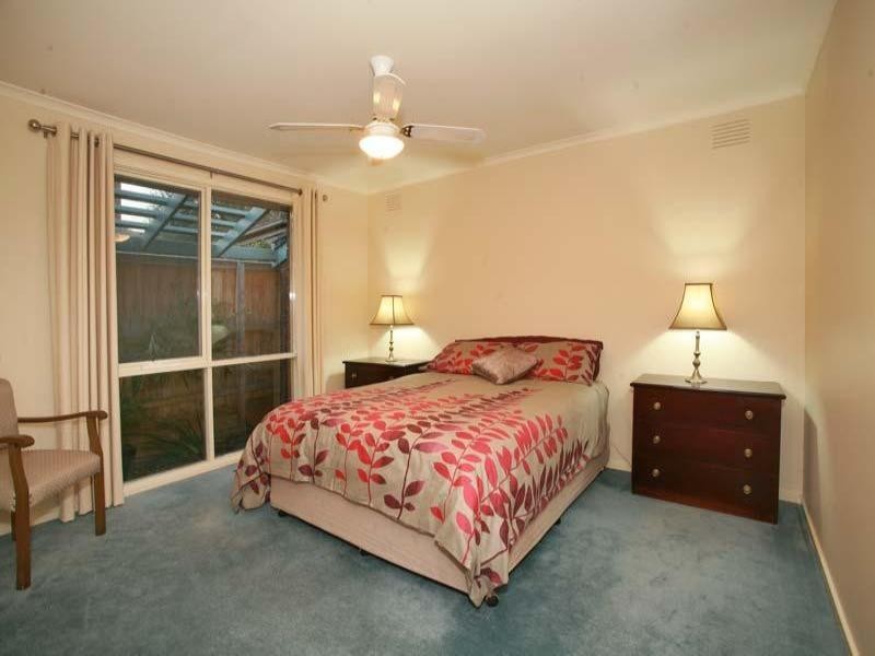 13 Rythdale Court, Glen Waverley VIC 3150